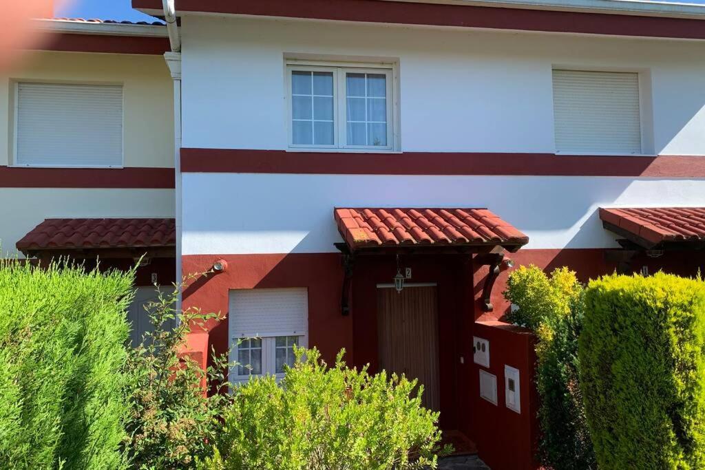 Chalet En El Alto De La Hayuela-Udias المظهر الخارجي الصورة